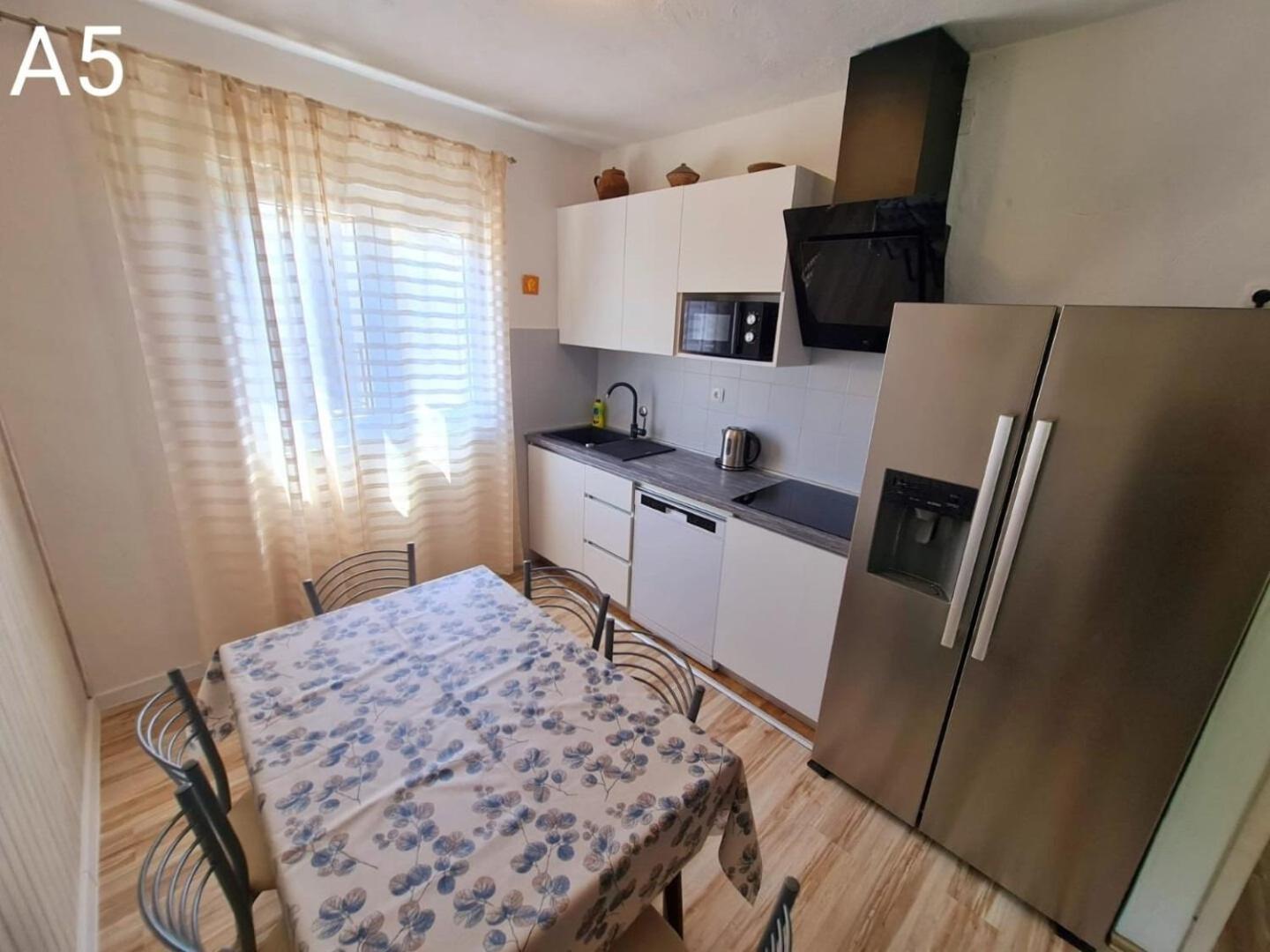 זיווגוסצה Apartments More מראה חיצוני תמונה